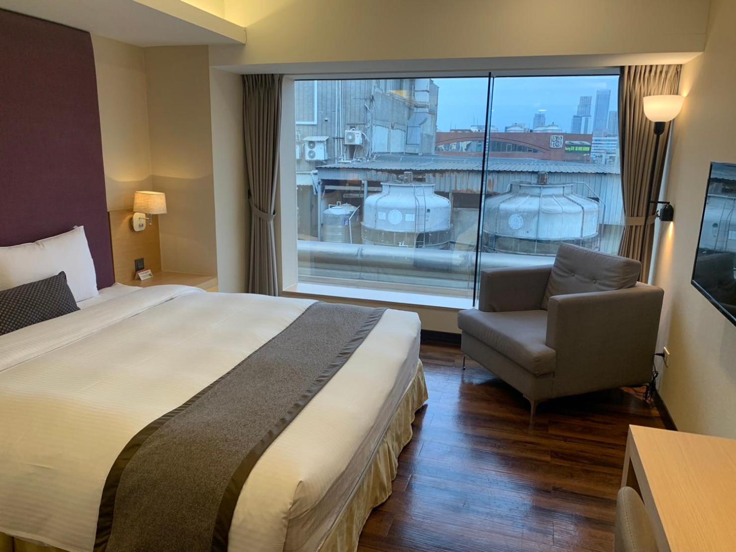 Eastin Taipei Hotel Exterior photo