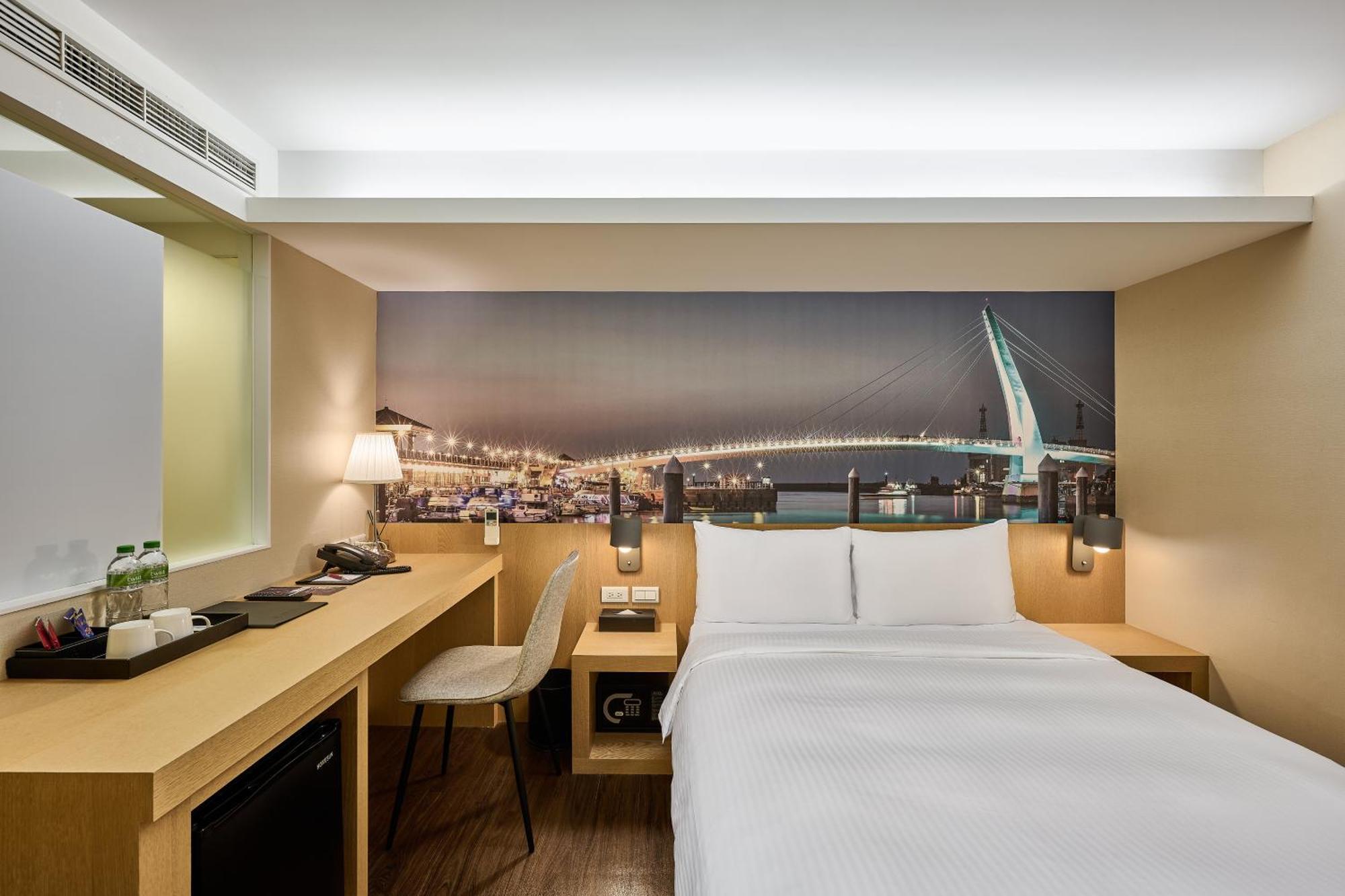 Eastin Taipei Hotel Exterior photo