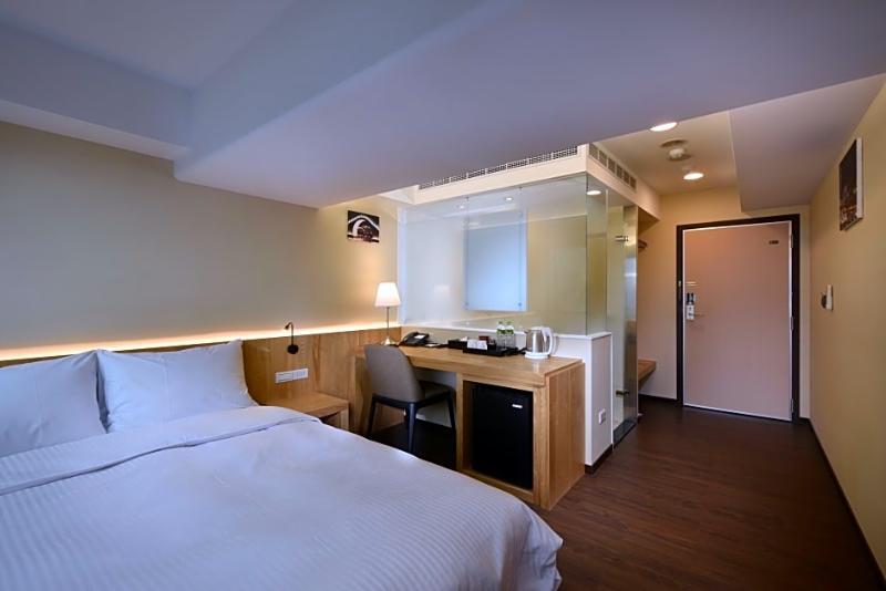 Eastin Taipei Hotel Exterior photo